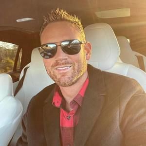 Meet your Posher, Ty